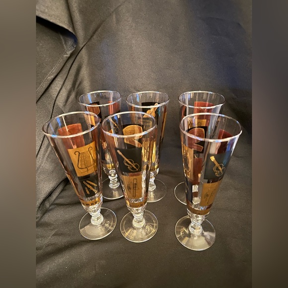 Vintage Music by Muzak Pilsner Beer Glasses set of (6) - Picture 1 of 13
